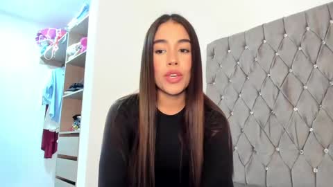 Snapshot of ariamontgomeryyy chatting on 12-29-24, 01:45 Aria Montgomery online show from 12-29-24, 01:45