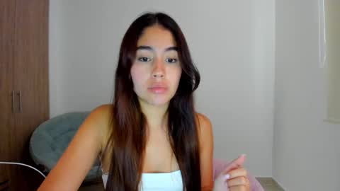 Snapshot of ariamontgomeryyy chatting on 03-05-25, 07:38 Aria Montgomery online show from 03-05-25, 07:38