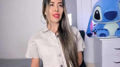 Ariana online show from 05-17-26, 05:05