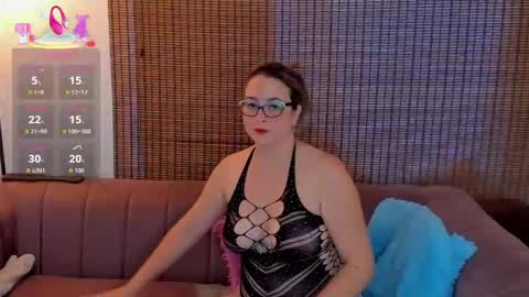 Snapshot of ariana_cross_ chatting on 11-18-25, 12:42 Ariana Cruz online show from 11-18-25, 12:42