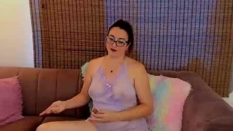 Snapshot of ariana_cross_ chatting on 05-11-26, 02:45 Ariana Cruz online show from 05-11-26, 02:45