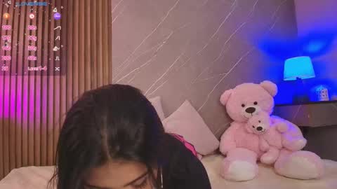 Ariana online show from 03-10-26, 01:05