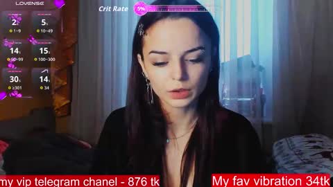 Snapshot of ariana_light chatting on 11-18-25, 12:53 Ariana online show from 11-18-25, 12:53