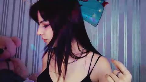 Ariana online show from 07-21-26, 05:26
