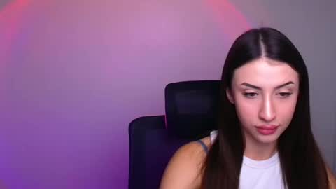 Ariana online show from 09-11-25, 05:18