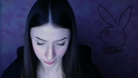 Ariana online show from 12-23-25, 06:44