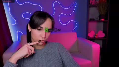 ariana_ross7 online show from 11-24-25, 10:26