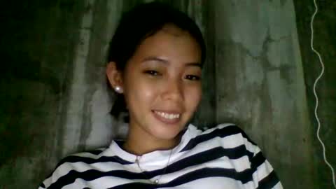 Snapshot of ariana_sweet25 chatting on 04-28-26, 12:43 ariana_sweet25 online show from 04-28-26, 12:43