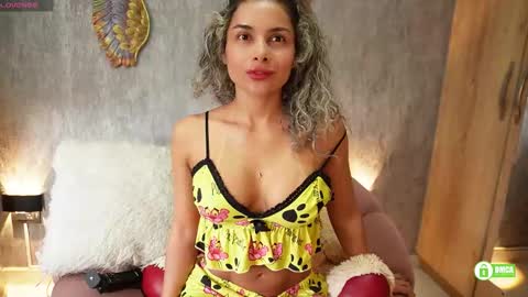 cristina online show from 11-12-25, 12:38