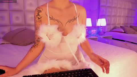 Ari online show from 01-13-25, 03:23