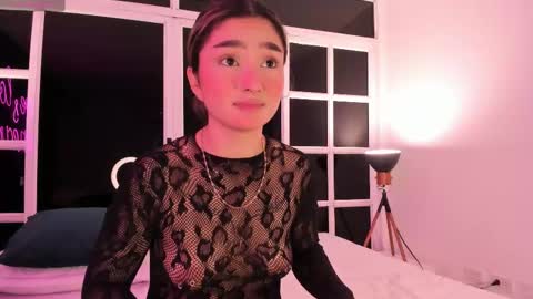 Ari online show from 03-07-25, 03:19