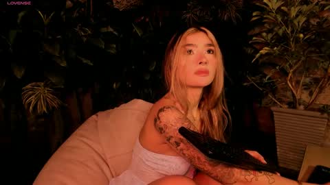 Ari online show from 09-21-25, 03:30