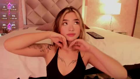 Ari online show from 09-30-25, 03:22