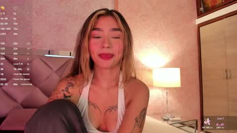 Ari online show from 10-07-25, 03:25