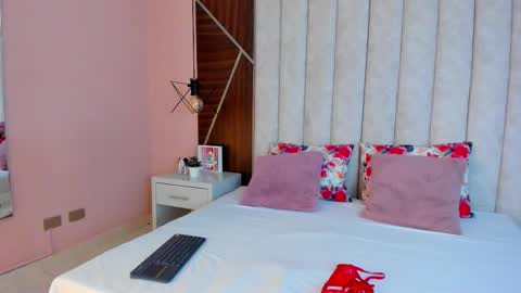 Arianaa Gray online show from 01-09-26, 03:31