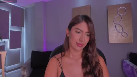 Ariana Dumont online show from 02-11-26, 11:04