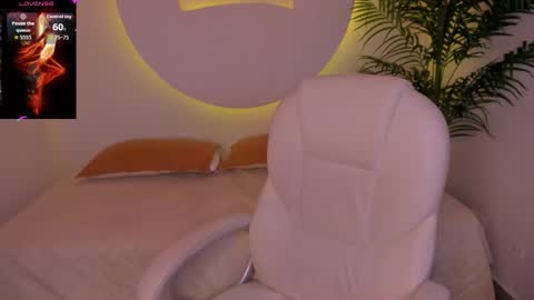 arianapierce online show from 10-10-25, 01:43