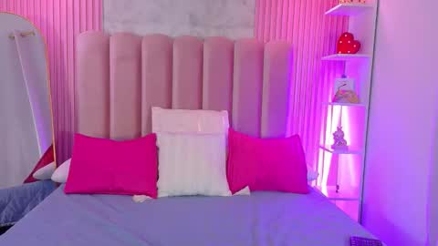ArianaRougee online show from 05-31-26, 03:26