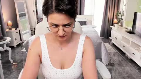 Ana online show from 03-12-25, 09:12