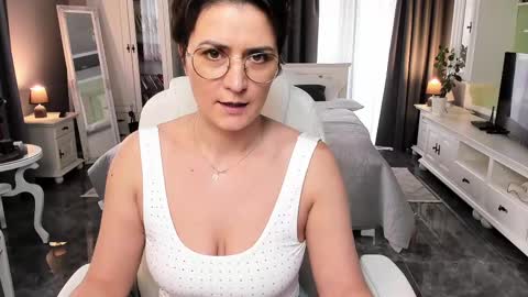 Ana online show from 03-12-25, 01:51