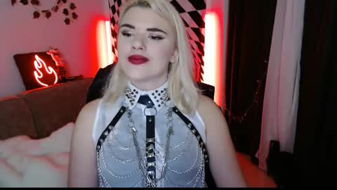 Snapshot of arianasaint chatting on 03-21-26, 09:40 Mistress Ariana online show from 03-21-26, 09:40