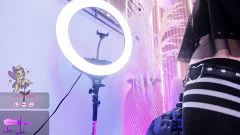 Ari  online show from 11-17-25, 12:44