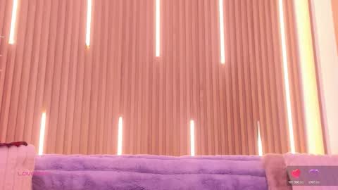 Ari  online show from 12-04-25, 01:53