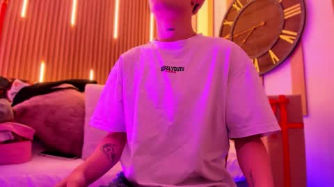 Ari  online show from 12-21-25, 12:45