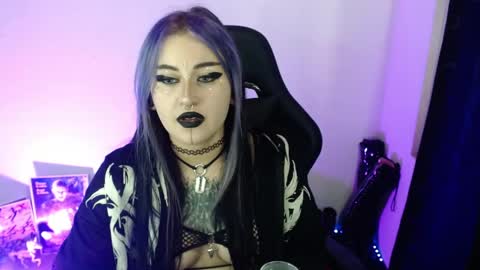 Snapshot of arianauwu666 chatting on 05-19-26, 06:36 help me 100 hands up my OF is Free online show from 05-19-26, 06:36
