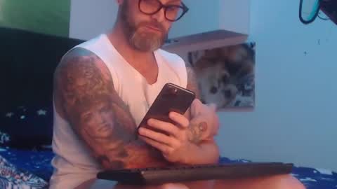 Snapshot of ariandeluna chatting on 01-04-25, 07:44 ariandeluna online show from 01-04-25, 07:44