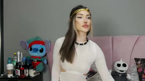 arianna_moonx online show from 10-31-25, 09:27