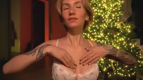 Olivka online show from 12-21-24, 05:58