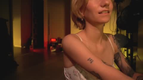 Olivka online show from 02-07-25, 06:14