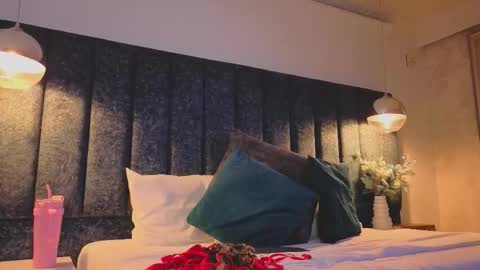 Arianna online show from 09-24-25, 07:50