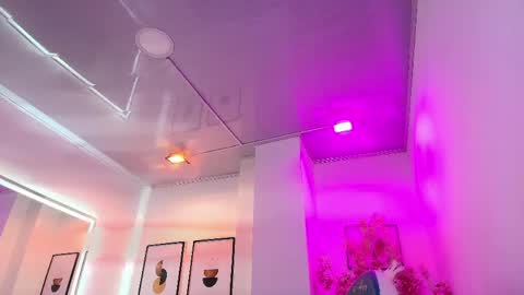 Snapshot of arianna_sweeet chatting on 04-25-26, 03:53 arianna_sweeet online show from 04-25-26, 03:53