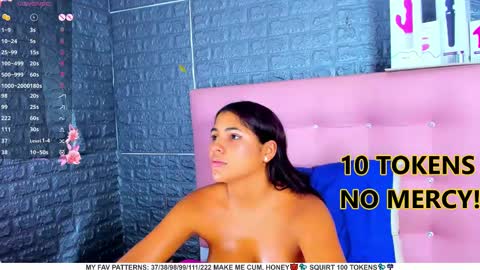 Snapshot of ariannalewis1 chatting on 02-01-25, 09:51 Arianna online show from 02-01-25, 09:51