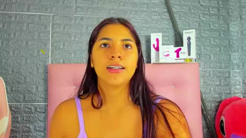 Snapshot of ariannalewis1 chatting on 02-19-25, 06:54 Arianna online show from 02-19-25, 06:54