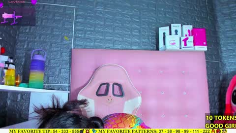 Snapshot of ariannalewis1 chatting on 09-26-25, 07:40 Arianna online show from 09-26-25, 07:40