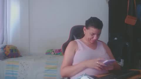 ariannaloovel online show from 04-22-26, 04:52