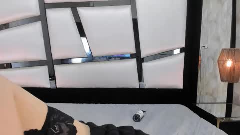 ariannarussell1 online show from 03-10-25, 02:05