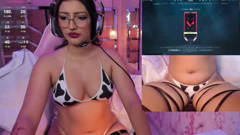 Snapshot of arianova_ chatting on 11-10-25, 12:59 Aria online show from 11-10-25, 12:59