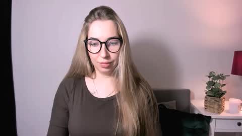 Aria online show from 01-14-26, 12:11