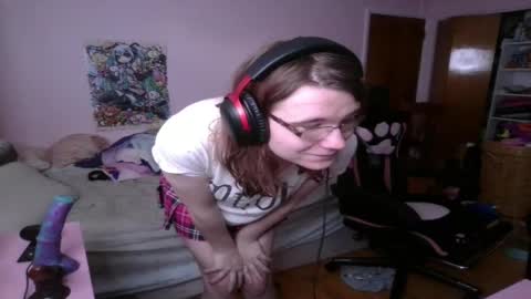 Ariathebrat online show from 04-24-26, 09:17
