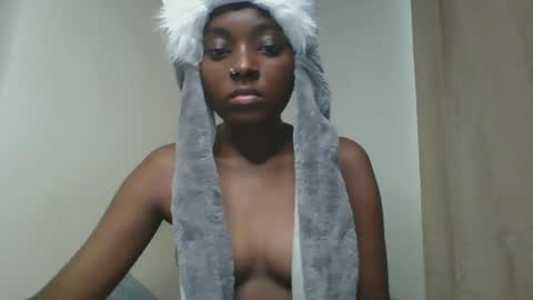 Snapshot of ariax_a chatting on 04-26-26, 09:18 Tight pussy online show from 04-26-26, 09:18