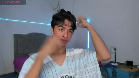 ariel_adan online show from 05-25-26, 08:26