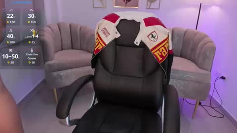 ariel online show from 12-19-25, 05:36