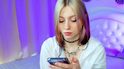 Ariel online show from 02-08-26, 02:53