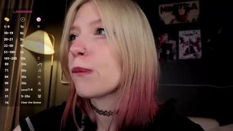 Ariel online show from 03-31-26, 02:28