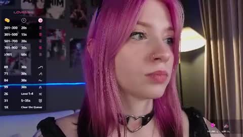 Snapshot of arielabradberry chatting on 06-15-26, 02:30 Ariel online show from 06-15-26, 02:30