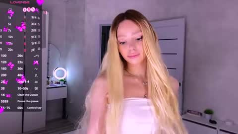 Snapshot of arielarlt chatting on 08-01-26, 07:57 Ase online show from 08-01-26, 07:57
